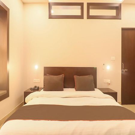 Townhouse Amaraa Farms Near Lulu Hypermarket Lucknow Dış mekan fotoğraf