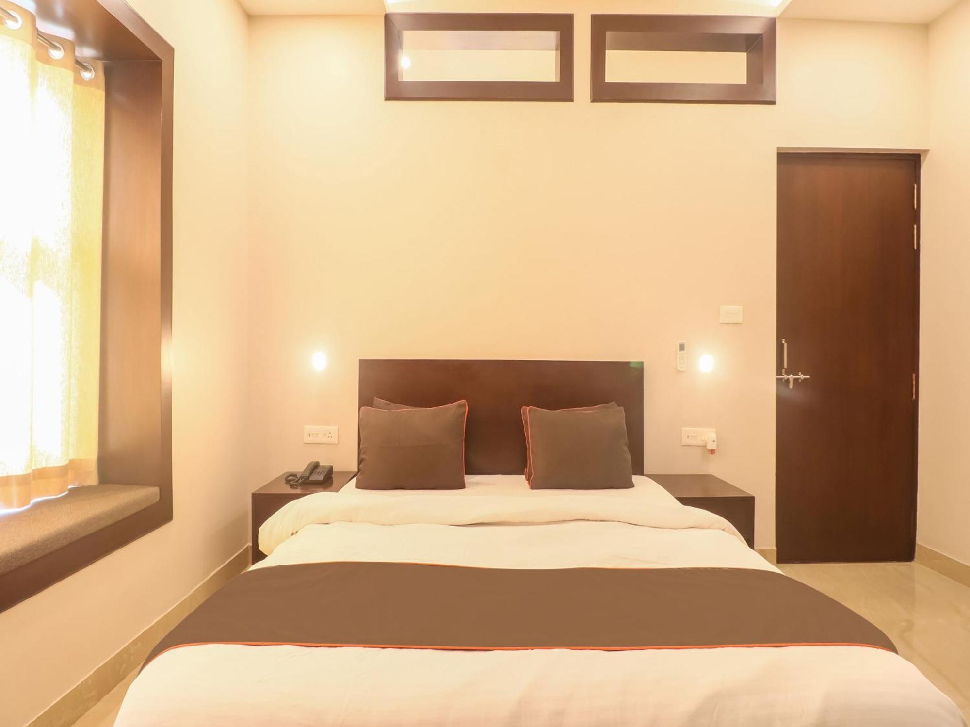 Townhouse Amaraa Farms Near Lulu Hypermarket Lucknow Dış mekan fotoğraf