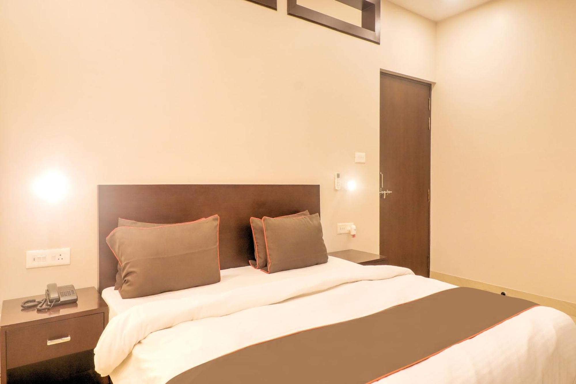 Townhouse Amaraa Farms Near Lulu Hypermarket Lucknow Dış mekan fotoğraf