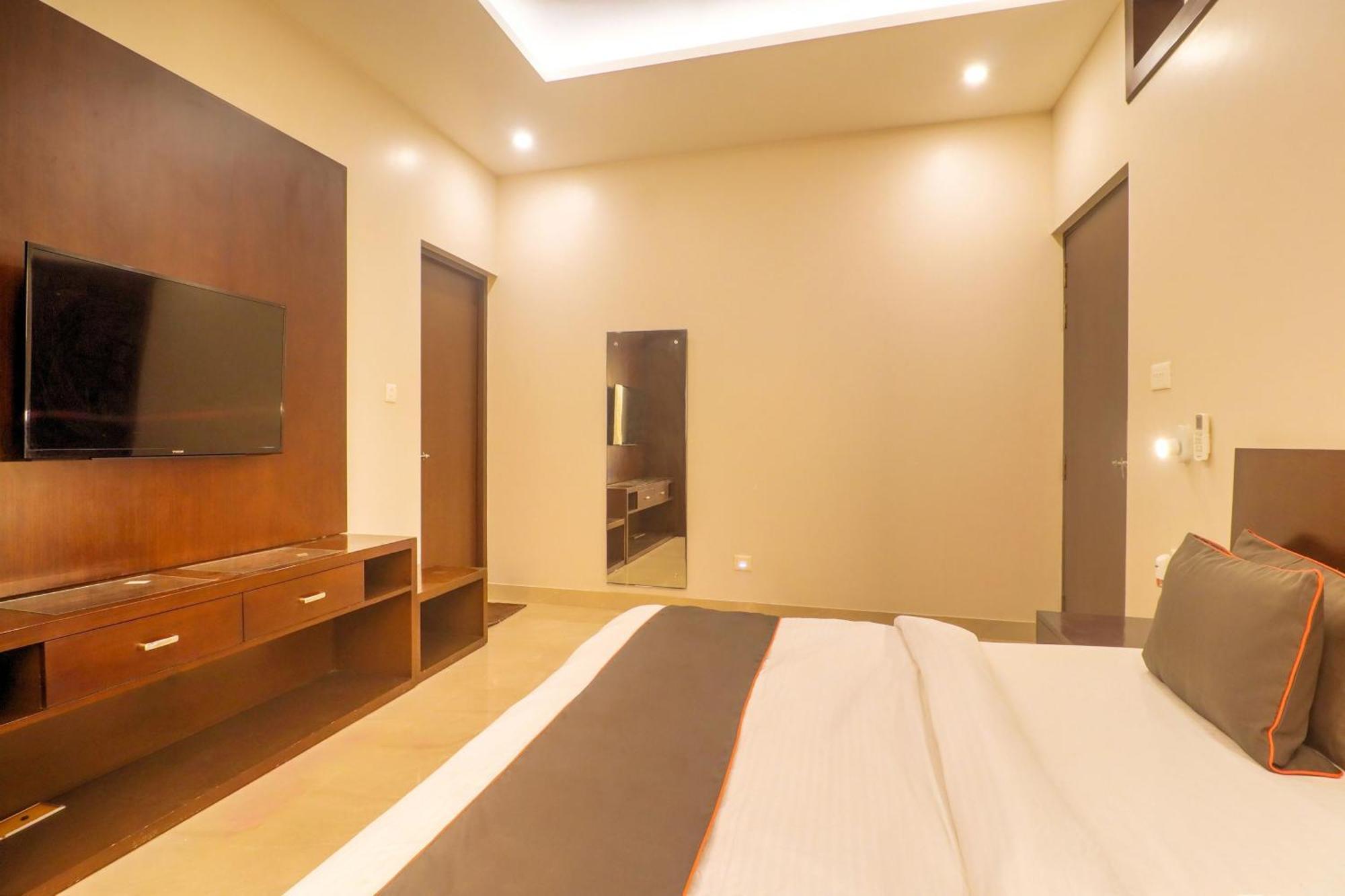 Townhouse Amaraa Farms Near Lulu Hypermarket Lucknow Dış mekan fotoğraf