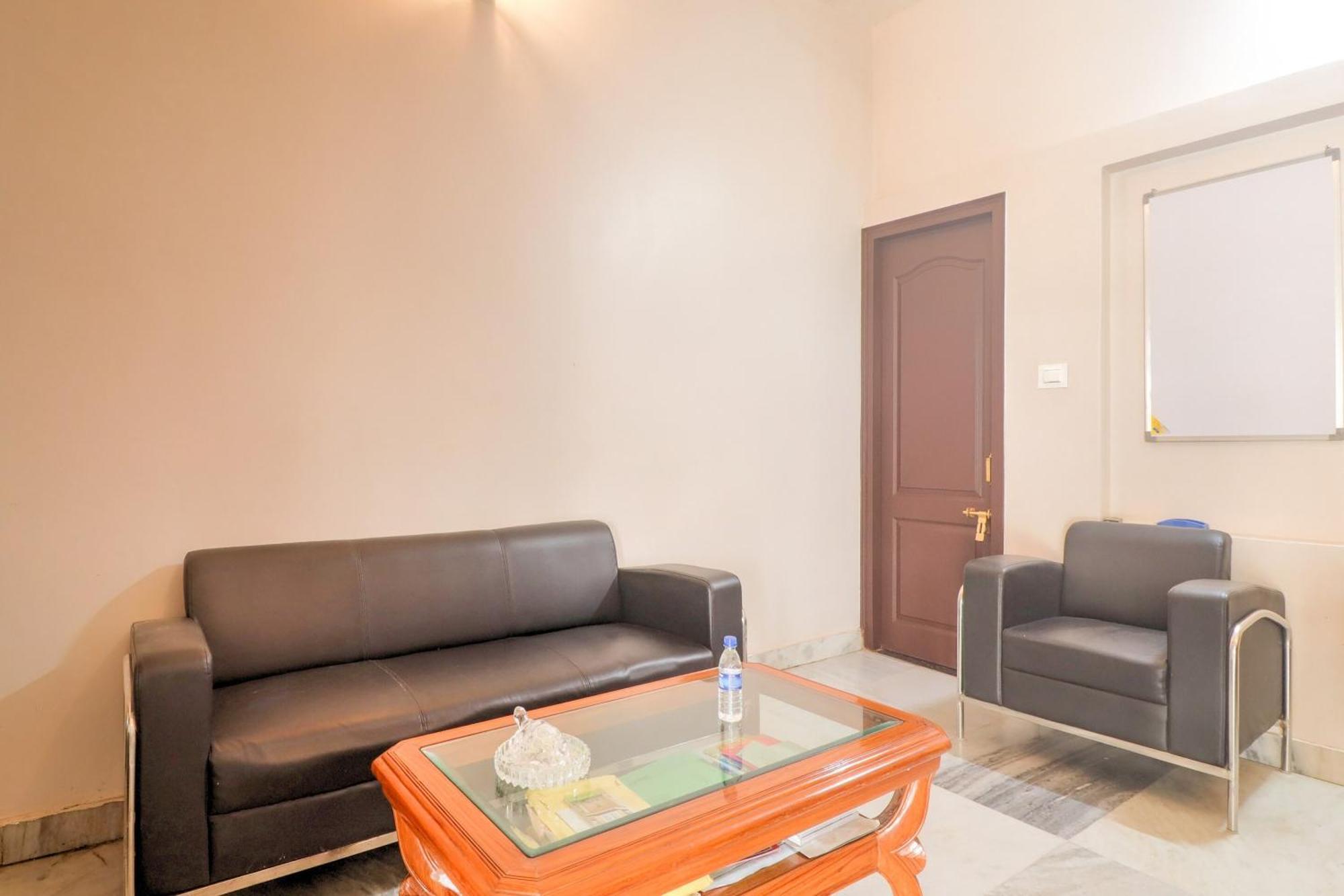 Townhouse Amaraa Farms Near Lulu Hypermarket Lucknow Dış mekan fotoğraf